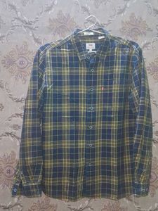Levi's Men's Plaid Slim Fit Shirt of 1