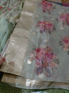 pakistani suit with Floral dupatta 😍🤩