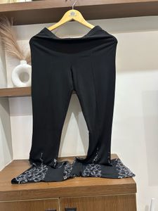 Elegant Black Flared Leggings