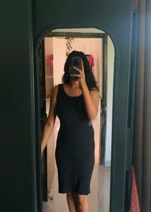 Sleek Ribbed Button-Up Midi Dress