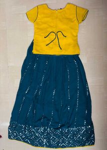 Combo!!!!Beautiful Green And Yellow Ethnic Wear
