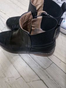 skechers and more for 5-8 yr girl