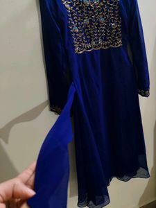 Elegant Royal Blue Embellished Kurta Set