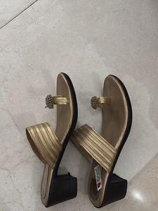 Ethnic Footwear Women