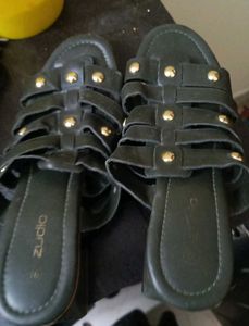 Stylish Olive Green Flat Sandals