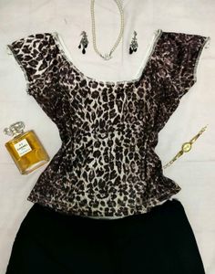 Y2K coded animal print top