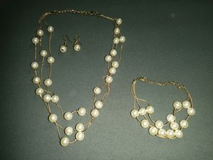 Pearl Set( Chain, Earing, Braclet)