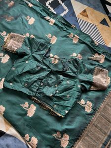 Elegant Emerald Green Banarasi Saree