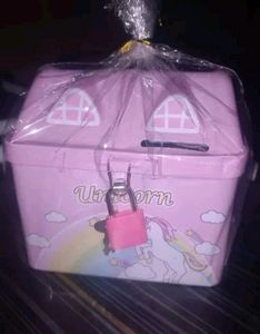 Bran New🦄 Unicorn 🦄 Shape Piggy Bank