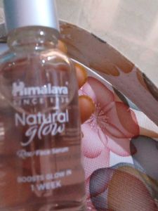 Himalaya Natural Glow Rose Face Serum