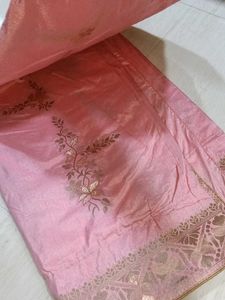 Elegant Pink Saree with Gold Embroidery