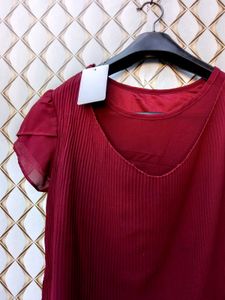 New With Tag Ruffled Double Layer Rust Top