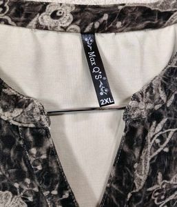 Elegant Floral Print stretchable top