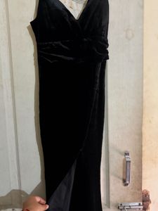 Elegant Black Velvet Maxi Dress