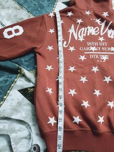 Red Star Print Hoodie