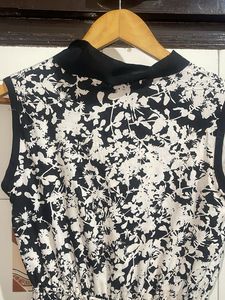 Chic Sleeveless Black &amp; White Print Dress