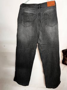 jeans for mid size girlie