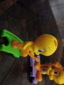 Cute Tweety Bird Figurines (Set of 2)