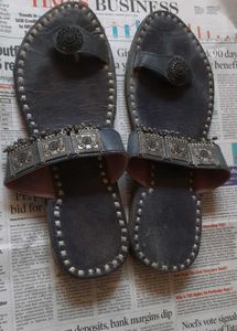 2 jodi Sandals Camel leather Handmade ghungroo