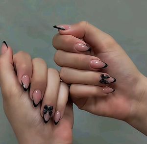 Elegant Black Bow Nail Art