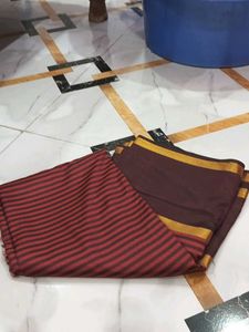 Elegant Maroon Saree with Golden Border