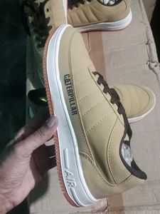 NEW NO USED CASUAL SHOES FOR MAN.