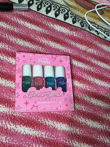 Princess Born to Sparkle Nail Paint Set