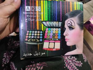 ADS Fashion Colour Make-up Kit