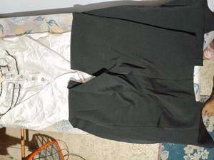 Chic White Top &amp; Black Pants Set