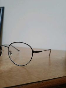 Round Black Wire Frame Glasses