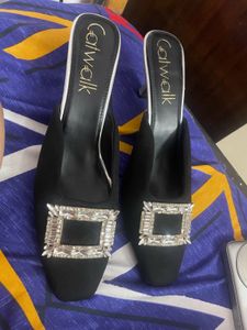Stylish Catwalk Heeled Mules