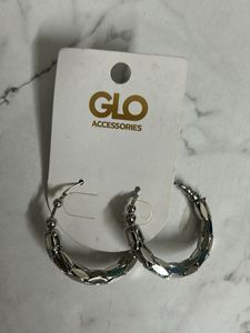 GLO Accessories Silver Hoop Earrings