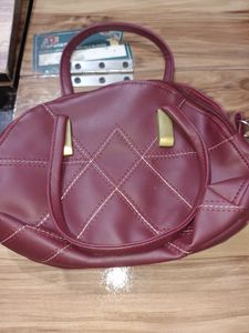 Chic Textured Crossbody Bag