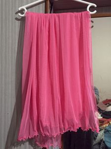 Neon pink fish net duppatta