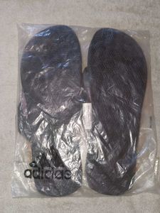 Adidas Adilette Comfort Slides - New in Bag