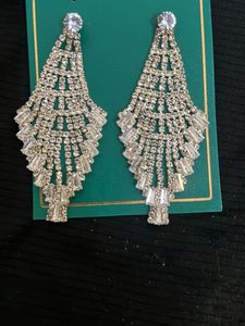 drop earrings