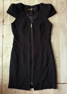 Chic Black Zipper Dress