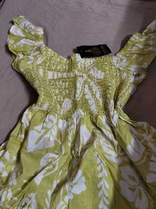 Off-Shoulder Tropical Print Dress