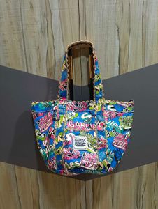 Garcia Tote bag
