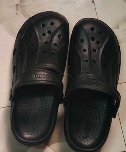 Black Casual Clogs