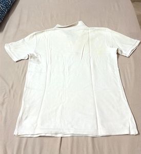 white t-shirt