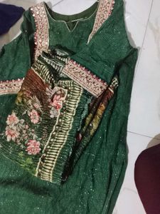 Embroidered Green Kurta size ( Xl )
