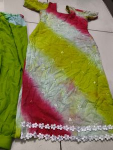 Colorful Tie-Dye Kurta Set