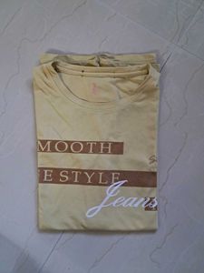 Vintage Style Graphic T-shirt for Men