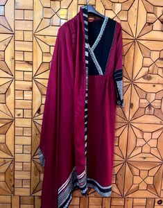 Elegant Maroon &amp; Black Kurta