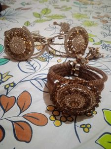 Exquisite Rhinestone Bangle Set
