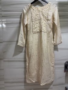 Elegant Cream Embroidered Kurta