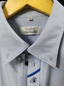 Men's Short Sleeve Button-Up Shirt