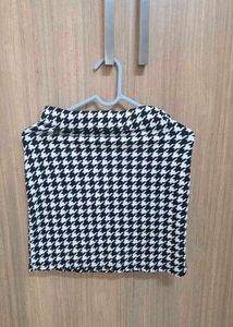 Houndstooth Mini Skirt