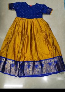 YW Brand XXL Size Gown
